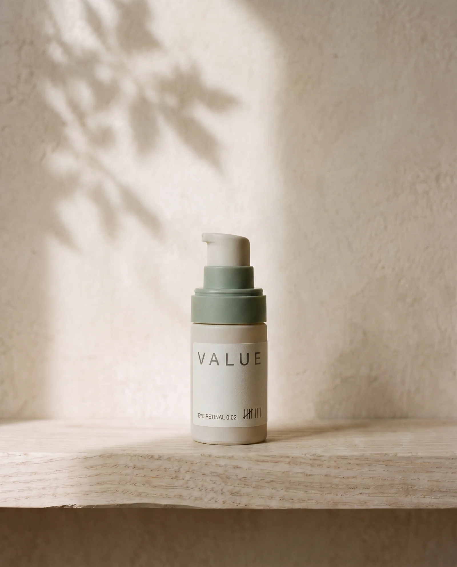 Eye Retinal 0.02 — 0.02% encapsulated retinaldehyde, buffered for the eye area